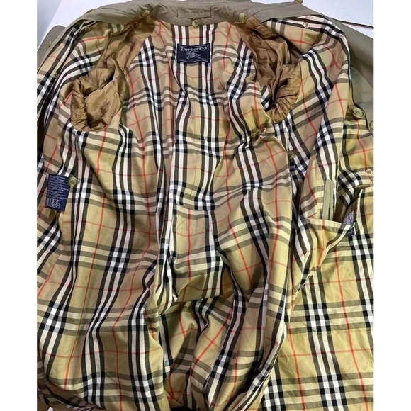 Burberrys London VTG Double Breasted  Designer Classic Beige Trench Coat Sz 50 - Picture 16 of 16
